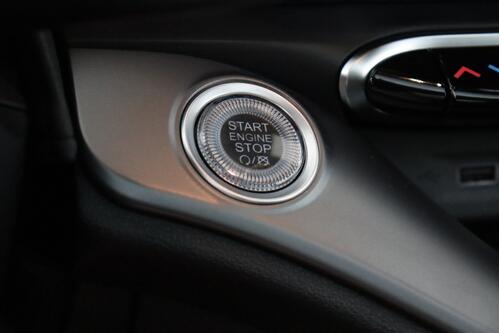 ABARTH 500e Turismo 42 kWh + Pack Scorpion Tech + A/T + GPS + LEDER/ALCANTARA + PDC + CRUISE + ALU