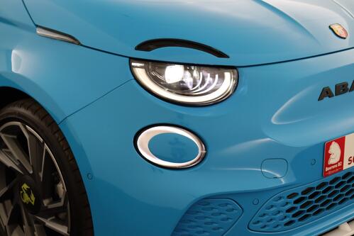 ABARTH 500e Turismo 42 kWh + Pack Scorpion Tech + A/T + GPS + LEDER/ALCANTARA + PDC + CRUISE + ALU