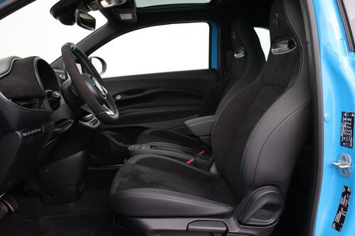 ABARTH 500e Turismo 42 kWh + Pack Scorpion Tech + A/T + GPS + LEDER/ALCANTARA + PDC + CRUISE + ALU