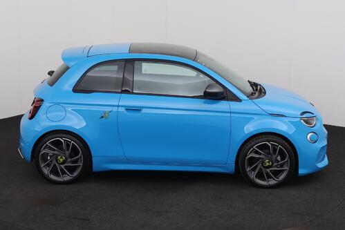 ABARTH 500e Turismo 42 kWh + Pack Scorpion Tech + A/T + GPS + LEDER/ALCANTARA + PDC + CRUISE + ALU