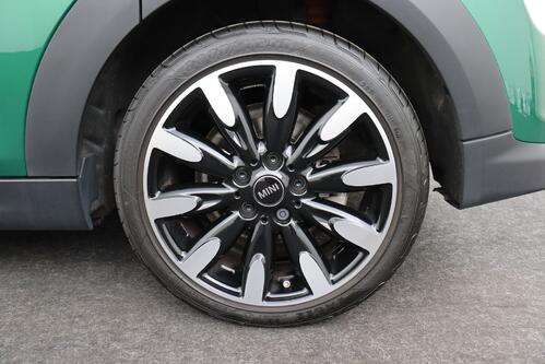 MINI Cooper S   EXPERIENCE 2.0 STEPTRONIC + GPS + LEDER + CARPLAY + CAMERA + PDC + CRUISE + PANO DAK + ALU