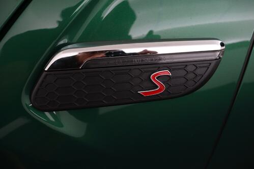 MINI Cooper S   EXPERIENCE 2.0 STEPTRONIC + GPS + LEDER + CARPLAY + CAMERA + PDC + CRUISE + PANO DAK + ALU