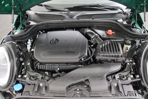 MINI Cooper S   EXPERIENCE 2.0 STEPTRONIC + GPS + LEDER + CARPLAY + CAMERA + PDC + CRUISE + PANO DAK + ALU