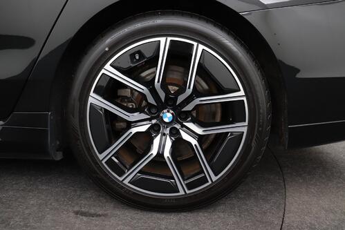 BMW i7 G70 - e-DRIVE 50 LIMOUSINE M-SPORT 105 kWh