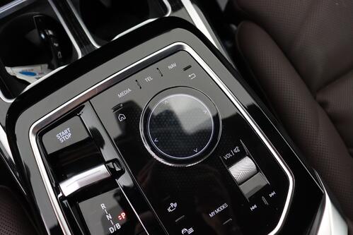 BMW i7 G70 - e-DRIVE 50 LIMOUSINE M-SPORT 105 kWh