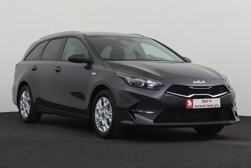 KIA Ceed SW 1.5 T-GDI  140 PK + A/T + GPS + CARPLAY + CAMERA + PDC + CRUISE + ALU 16