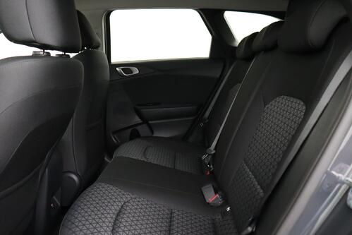 KIA Ceed SW 1.5 T-GDI  140 PK + A/T + GPS + CARPLAY + CAMERA + PDC + CRUISE + ALU 16