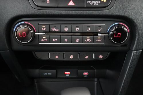 KIA Ceed SW 1.5 T-GDI  140 PK + A/T + GPS + CARPLAY + CAMERA + PDC + CRUISE + ALU 16