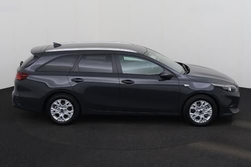 KIA Ceed SW 1.5 T-GDI  140 PK + A/T + GPS + CARPLAY + CAMERA + PDC + CRUISE + ALU 16