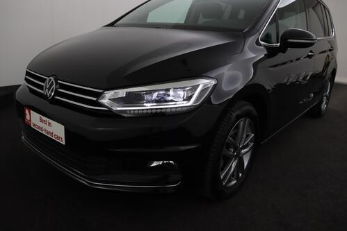 VOLKSWAGEN Touran 1.5 TSI DSG + 7PL. + CARPLAY + GPS + PDC + CRUISE (ACC) + STOF/ALCANTARA  + ALU