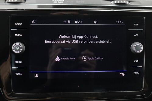 VOLKSWAGEN Touran 1.5 TSI DSG + 7PL. + CARPLAY + GPS + PDC + CRUISE (ACC) + STOF/ALCANTARA  + ALU