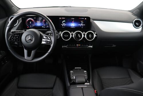 MERCEDES-BENZ GLA 250 e iA BUS.SOLUTION DCT + CAMERA + GPS + PDC + CRUISE + ALU 
