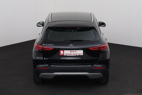 MERCEDES-BENZ GLA 250 e iA BUS.SOLUTION DCT + CAMERA + GPS + PDC + CRUISE + ALU 
