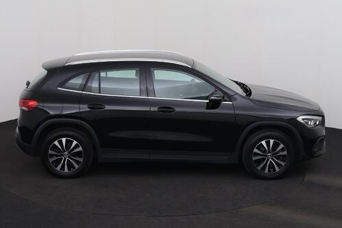 MERCEDES-BENZ GLA 250 e iA BUS.SOLUTION DCT + CAMERA + GPS + PDC + CRUISE + ALU 