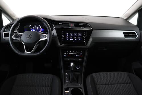 VOLKSWAGEN Touran 1.5 AT TSI COMFORTLINE DSG  + 7 PL. + CAMERA + PDC + ALU 