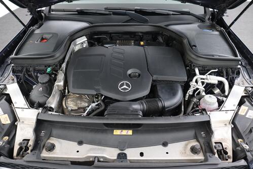 MERCEDES-BENZ GLC 300 de BUS.SOLUTION DA 306PK  4MATIC 9G-TRONIC + GPS + LEDER + CARPLAY + CAMERA + PDC + CRUISE + PANO DAK + ALU 18 + TREKHAAK