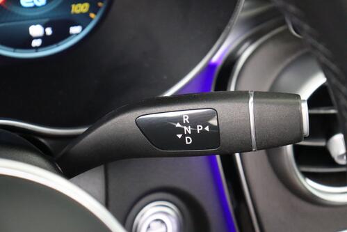 MERCEDES-BENZ GLC 300 de BUS.SOLUTION DA 306PK  4MATIC 9G-TRONIC + GPS + LEDER + CARPLAY + CAMERA + PDC + CRUISE + PANO DAK + ALU 18 + TREKHAAK