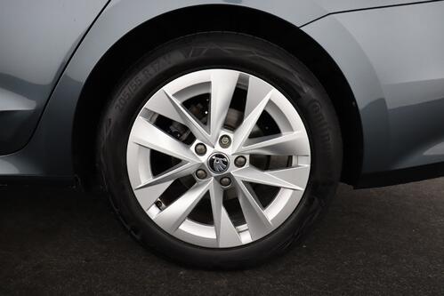 SKODA Octavia STYLE 1.0TSI-e Tec DSG7 + GPS + CARPLAY + CAMERA + PDC + CRUISE +  ALU 16