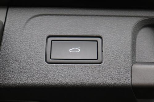 VOLKSWAGEN Passat Variant STYLE BUSINESS 1.5TSI + GPS + CARPLAY + CAMERA + PDC + CRUISE + ALU 16