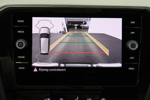 VOLKSWAGEN Passat Variant STYLE BUSINESS 1.5TSI + GPS + CARPLAY + CAMERA + PDC + CRUISE + ALU 16
