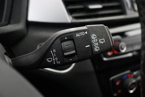 BMW X1 SDRIVE 18i + CARPLAY + GPS + CAMERA + PDC + CRUISE + LEDER + ALU 17