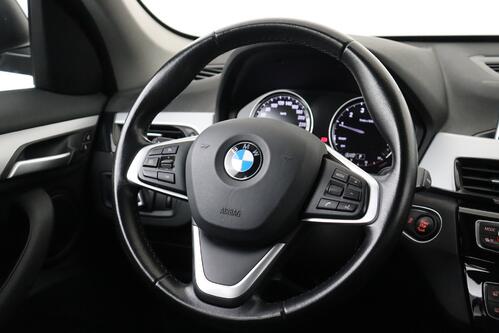 BMW X1 SDRIVE 18i + CARPLAY + GPS + CAMERA + PDC + CRUISE + LEDER + ALU 17