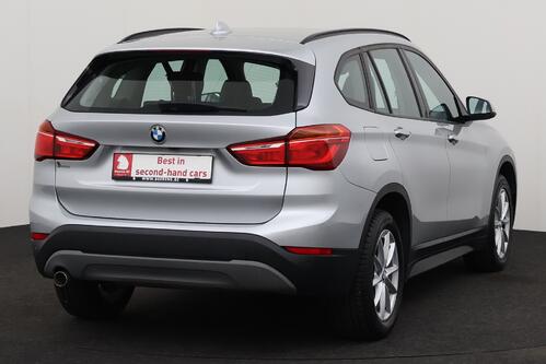 BMW X1 SDRIVE 18i + CARPLAY + GPS + CAMERA + PDC + CRUISE + LEDER + ALU 17