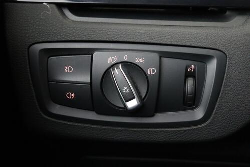 BMW X1 SDRIVE 18i + CARPLAY + GPS + CAMERA + PDC + CRUISE + LEDER + ALU 17