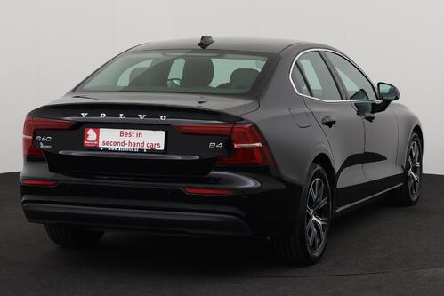 VOLVO S60 R-DESIGN 2.0  MHEV GEARTRONIC  + GPS + LEDER + CARPLAY + CAMERA + PDC + CRUISE + ALU 17