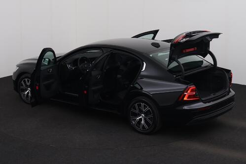 VOLVO S60 R-DESIGN 2.0  MHEV GEARTRONIC  + GPS + LEDER + CARPLAY + CAMERA + PDC + CRUISE + ALU 17