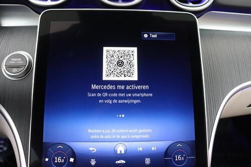 MERCEDES-BENZ CLE 200 Cabriolet - AMG line | Burmester | Night Pack | 20" Mutispoke | Light Pack | 360° Camera | Memory Pack | Distronic Pro