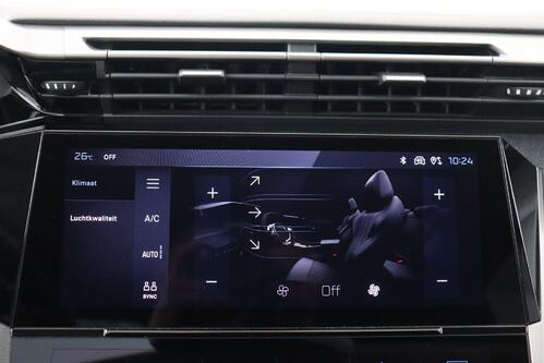 PEUGEOT 308  SW ALLURE 1.2 PURETECH EAT8 + A/T + GPS + CARPLAY + CAMERA + HALF/LEDER + PDC + CRUISE(ACC) + ALU 17