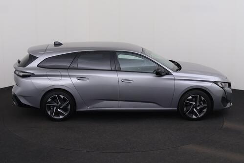 PEUGEOT 308  SW ALLURE 1.2 PURETECH EAT8 + A/T + GPS + CARPLAY + CAMERA + HALF/LEDER + PDC + CRUISE(ACC) + ALU 17