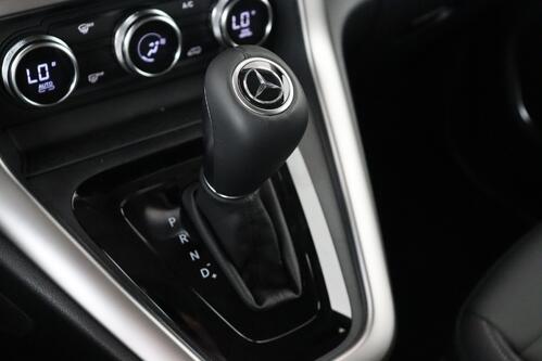 MERCEDES-BENZ T 180 PROGRESSIVE- LINE  iA DCT + 7PL. + A/T + GPS + LEDER + CAMERA + PDC + CRUISE + ALU 16