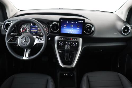 MERCEDES-BENZ T 180 PROGRESSIVE- LINE  iA DCT + 7PL. + A/T + GPS + LEDER + CAMERA + PDC + CRUISE + ALU 16