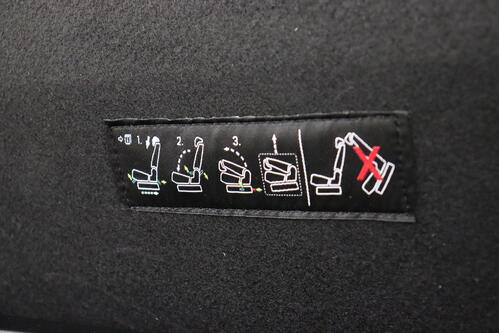 MERCEDES-BENZ T 180 iA DCT PROGRESSIVE LINE L2  + 7 PL. + CAMERA + PDC + CRUISE + LEDER + ALU 