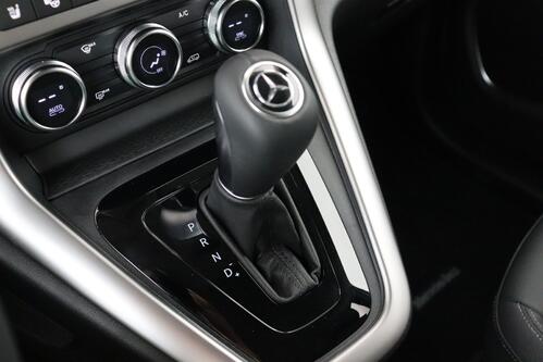 MERCEDES-BENZ T 180 iA DCT PROGRESSIVE LINE L2  + 7 PL. + CAMERA + PDC + CRUISE + LEDER + ALU 