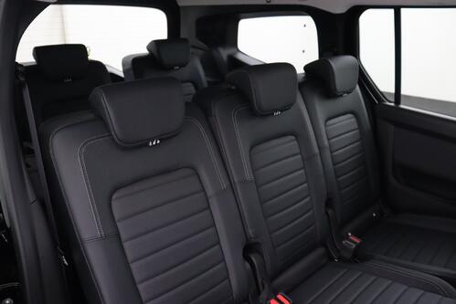 MERCEDES-BENZ T 180 1.3 DCT PROGRESSIVE LINE L2 +  7 PL. + GPS + CAMERA + PDC + CRUISE + LEDER + ALU