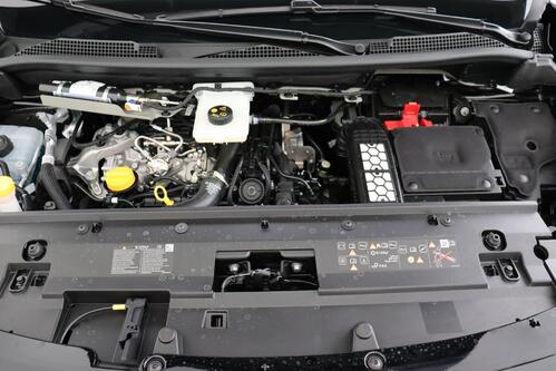 MERCEDES-BENZ T 180 1.3 DCT PROGRESSIVE LINE L2 +  7 PL. + GPS + CAMERA + PDC + CRUISE + LEDER + ALU