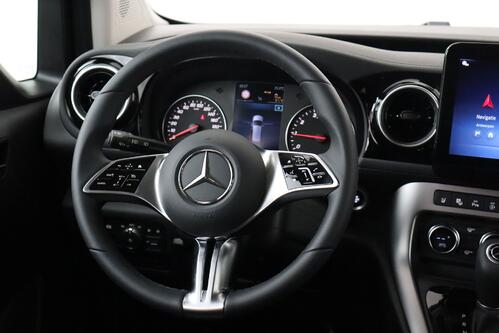MERCEDES-BENZ T 180 1.3 DCT PROGRESSIVE LINE L2 +  7 PL. + GPS + CAMERA + PDC + CRUISE + LEDER + ALU