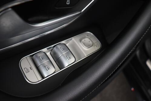 MERCEDES-BENZ GLE 350  e iA 4MATIC + CARPLAY + GPS + CAMERA + PDC + CRUISE (ACC) + PANO + LEDER + ALU 20