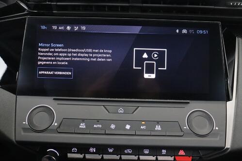 PEUGEOT 308 ACTIVE PACK 1.2 PURETECH EAT8 + A/T + GPS + CARPLAY + PDC + CRUISE(ACC) + ALU