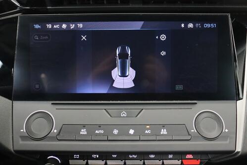 PEUGEOT 308 ACTIVE PACK 1.2 PURETECH EAT8 + A/T + GPS + CARPLAY + PDC + CRUISE(ACC) + ALU