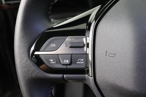 PEUGEOT 308 1.2 ACTIVE PACK + A/T + CARPLAY + PDC + CRUISE (ACC) + ALU 