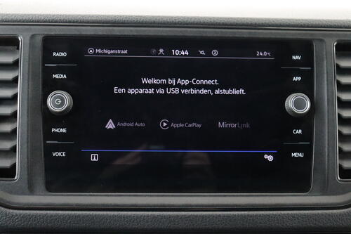 VOLKSWAGEN Crafter 2.0 TDI MT L3H3 Fourgon + CARPLAY + LEDER + AIRCO 