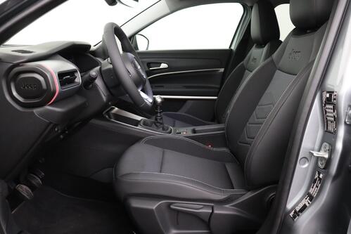 JEEP Avenger 1.2 T3 MT SUMMIT + CARPLAY + CAMERA + PDC + CRUISE + PANO + HALF-LEDER + ALU 