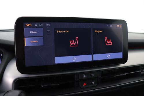 JEEP Avenger 1.2 T3 MT SUMMIT + CARPLAY + CAMERA + PDC + CRUISE + PANO + HALF-LEDER + ALU 