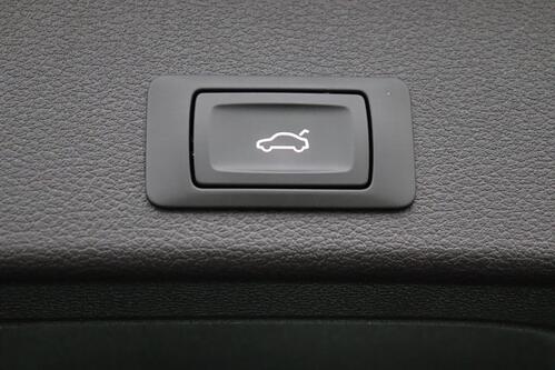 AUDI A4 35 TFSI S-LINE + GPS + PDC + LEDER + ALU 