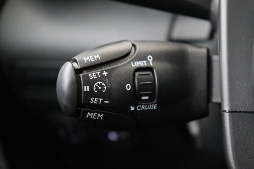 CITROEN C3 Aircross 1.2 PURETECH SHINE + CARPLAY + GPS + PDC + CRUISE + ALU 16