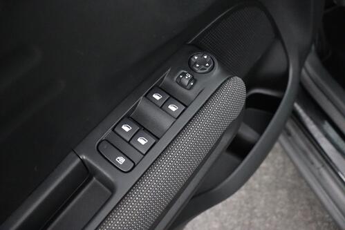 CITROEN C3 Aircross SHINE  1.2 PURETECH + GPS + CARPLAY + PDC + CRUISE + ALU 